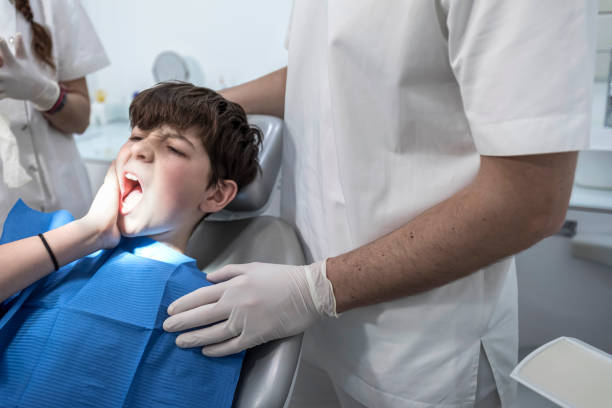 Best Cracked Tooth Emergency Dentist  in Spring Hill, KS